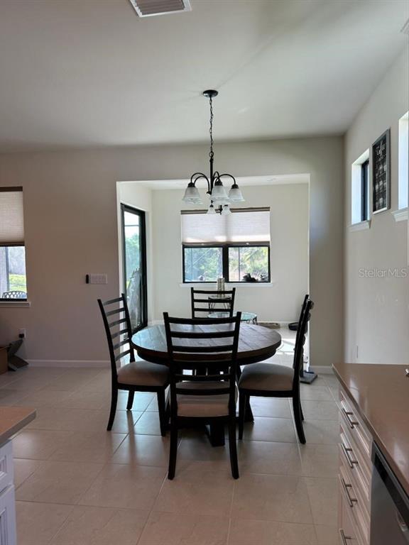 Building Photo - 5833 Willow Marsh Ct
