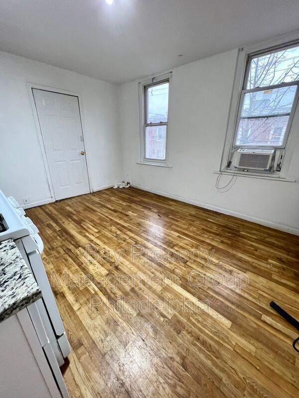 Building Photo - 1639 S 21st St