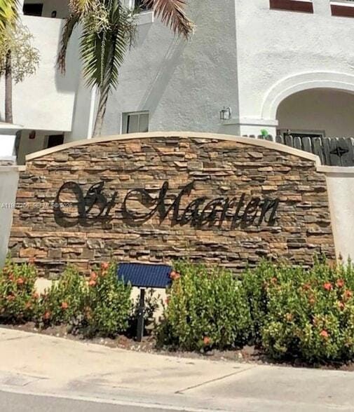 Building Photo - 8960 NW 97th Ave