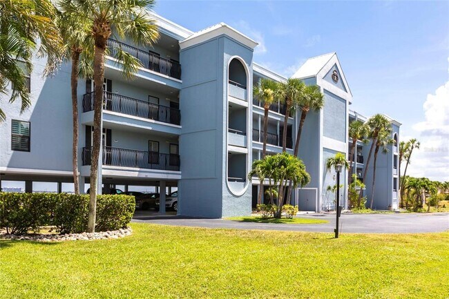 Building Photo - 1750 Jamaica Way