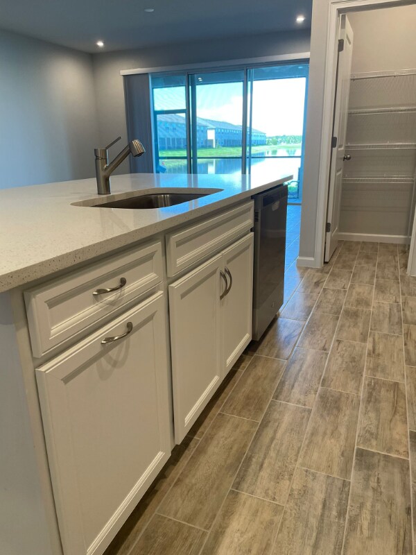 Building Photo - 2395 Arbor Wind Dr