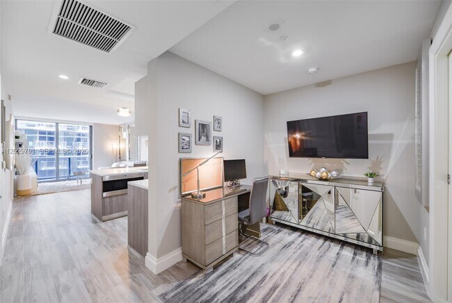 Foto del edificio - 801 S Miami Ave