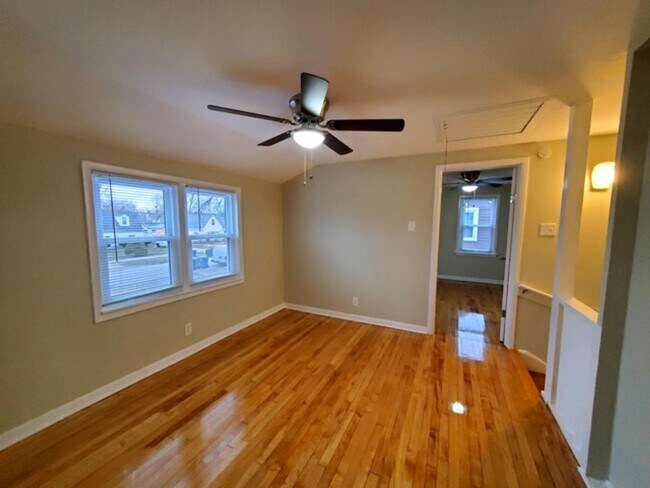 Foto del edificio - Oak Lawn Home