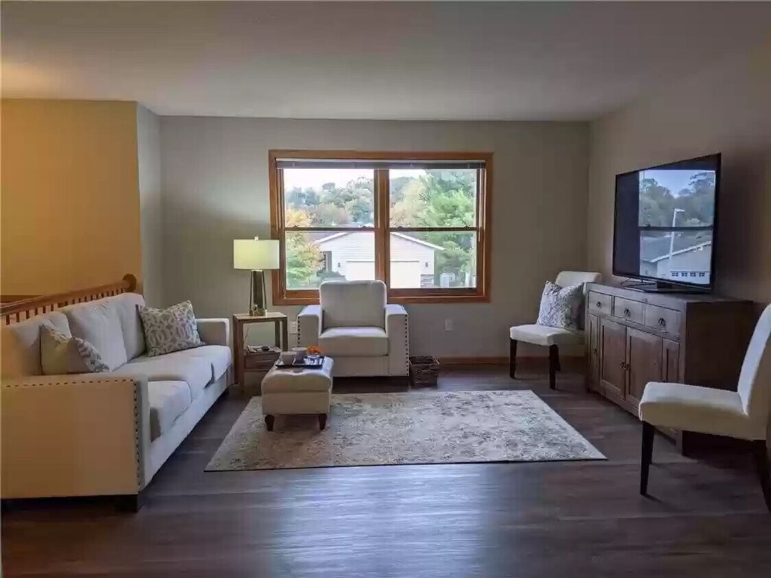 Single Family Home in SE Rochester! MOVE I... House Rental in Rochester, MN