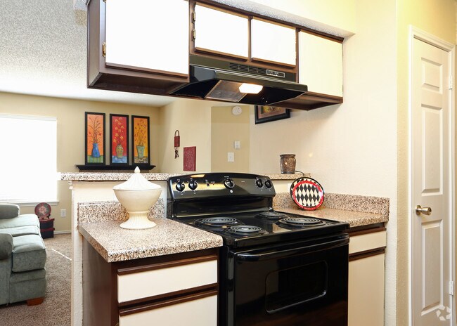 Kitchen - Summit on the Lake in Fort Worth TX