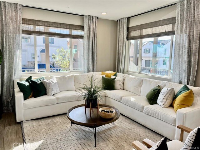 Building Photo - 15279 Horizon St