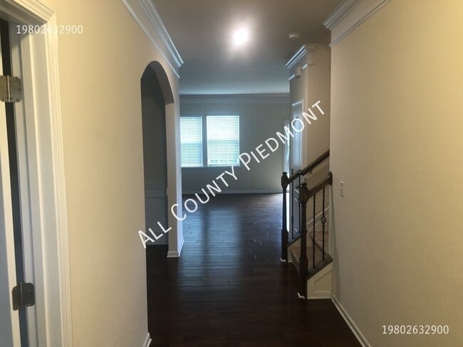 Building Photo - 7711 Kelburn Ln
