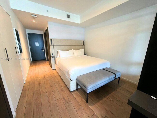 Foto del edificio - 398 NE 5th St