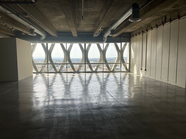 Foto del edificio - 2404 Wilshire Blvd