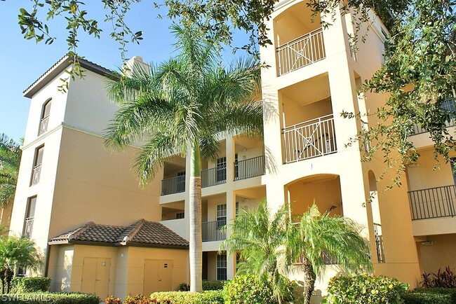 Foto del edificio - 4640 Turnberry Lake Dr