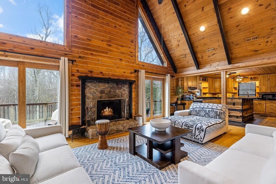 Foto principal - 8 Hope Valley Ln