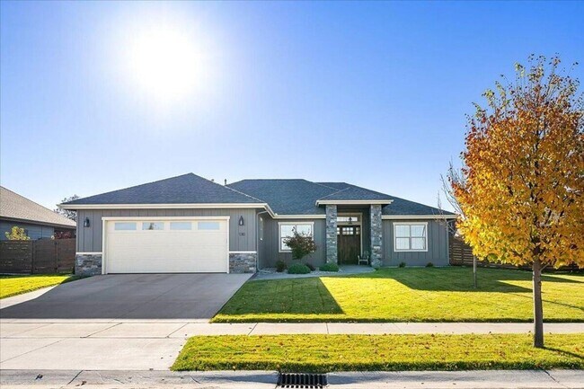 Building Photo - 3 br, 2 bath House - 130 E. Monture Ridge