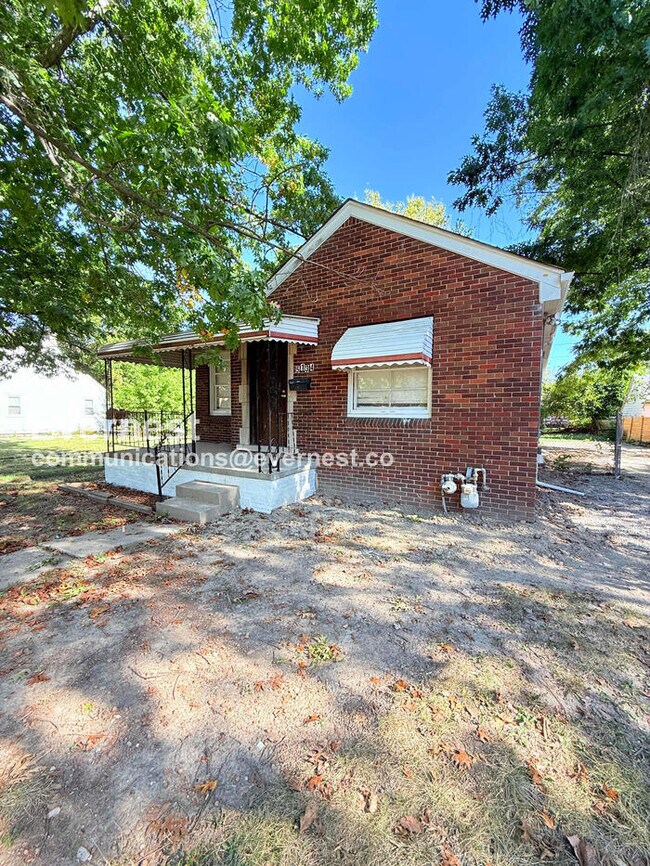 Foto del edificio - 5134 Hereford St