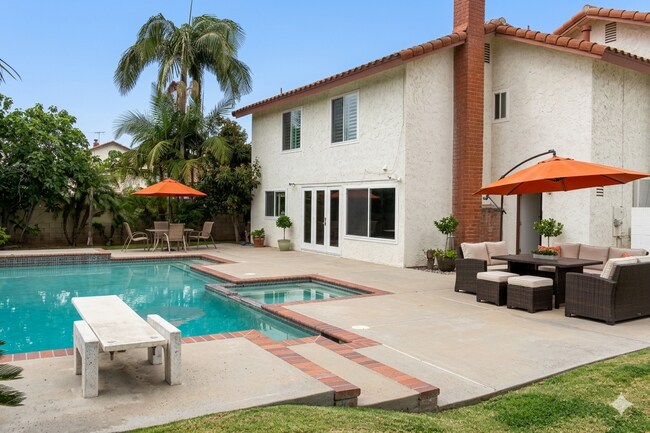 Foto del edificio - 465 S Tracy Ln