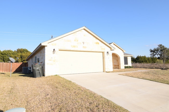 Building Photo - 10202 Taylor Renee Dr