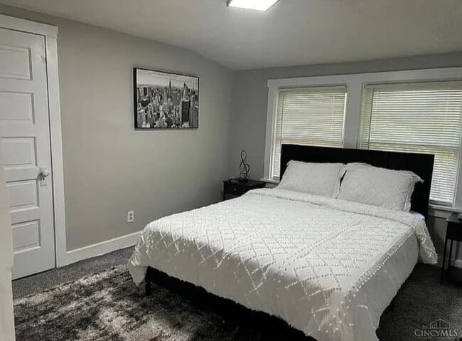 Building Photo - 3428 Harvey Ave