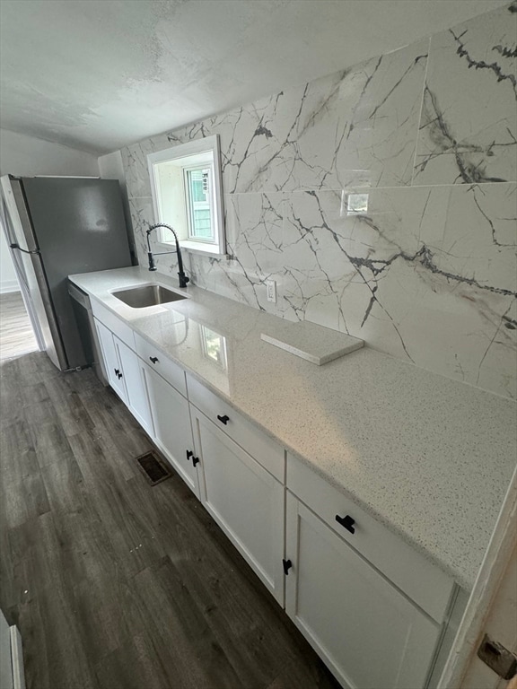 Building Photo - 847 Pearl St