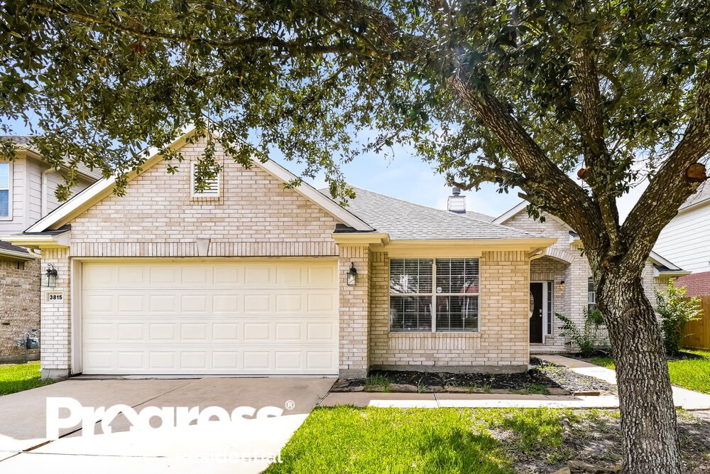 3815 Saxon Hollow Ct, Friendswood, TX 77546 House Rental in