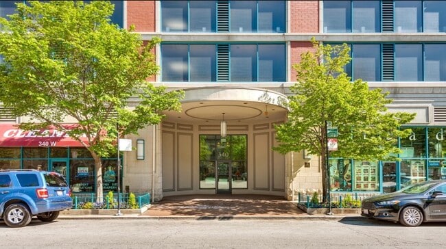 Building Photo - 340 W Superior St