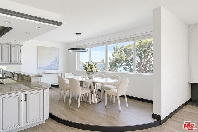 Foto del edificio - 17366 Sunset Blvd