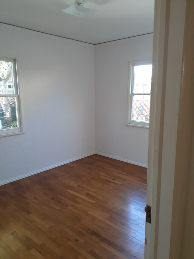 Bedroom - 467 S Evergreen Dr