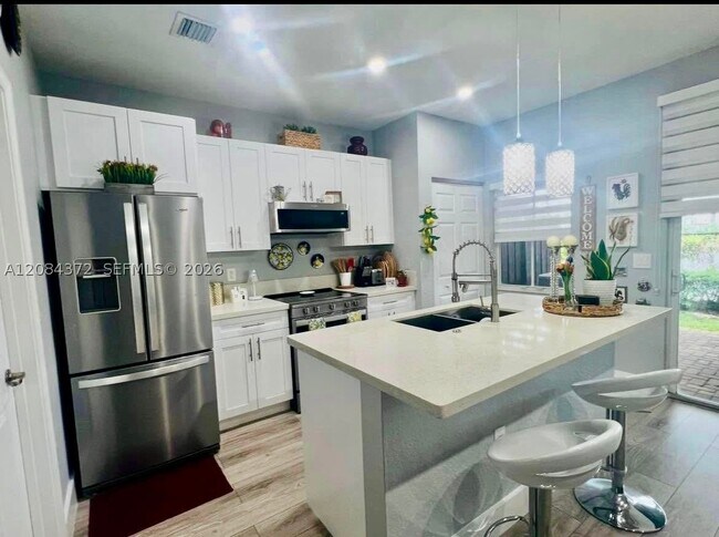Foto del edificio - 2772 SW 121st Ave