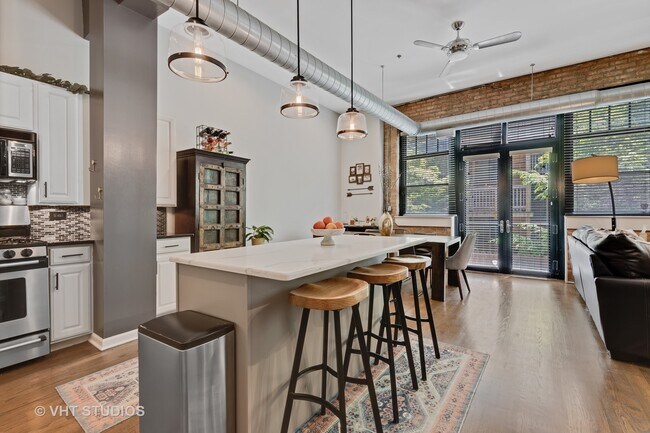 Foto del edificio - 1201 W Wrightwood Ave