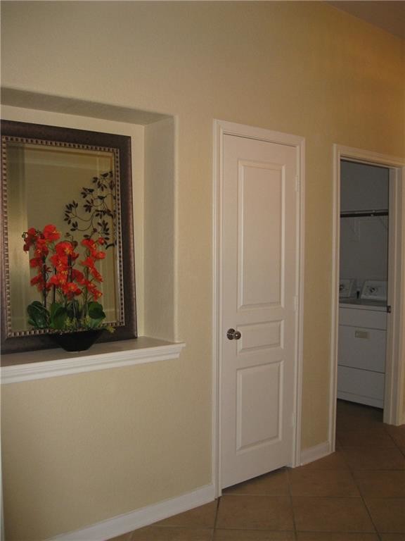 Building Photo - 2769 Sunlight Dr