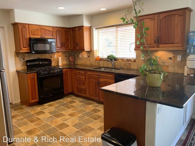 Foto del edificio - 4 br, 3 bath House - 2891 Oakwood Creek Way