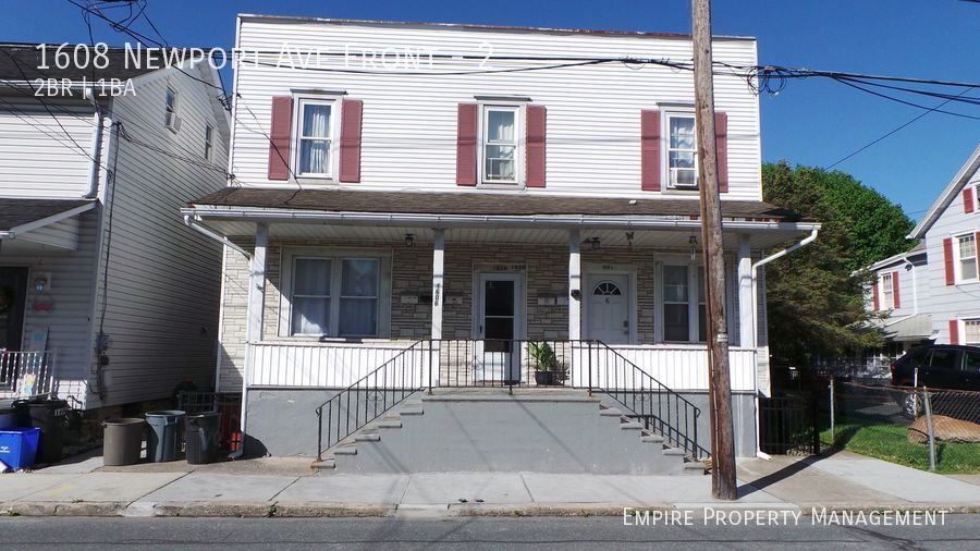 Foto principal - 1st and 2nd Floor: 2 Bedroom / 1 Bathroom ...