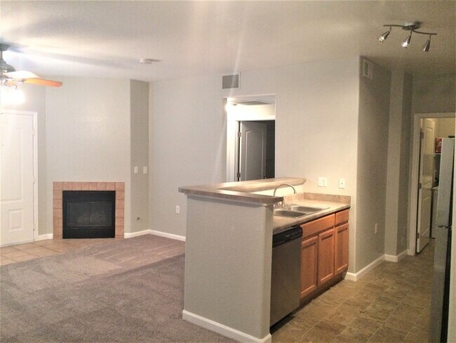 Building Photo - Beautiful Condo in Arvada