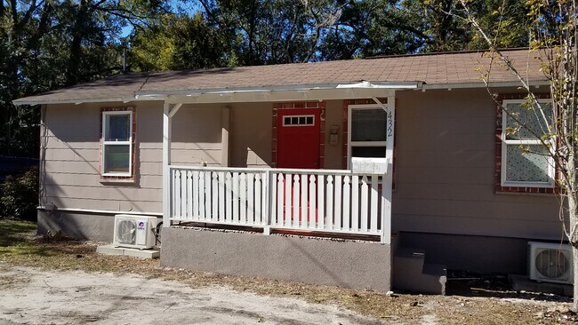 Building Photo - 432 NW 9th St