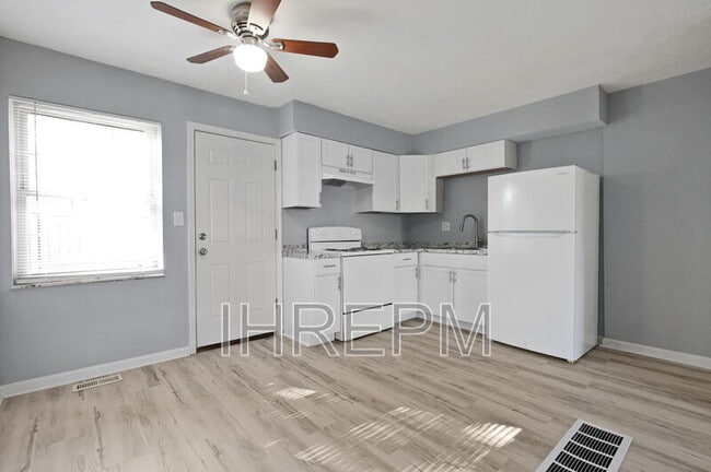 Building Photo - 4227 Morsetown Ct S