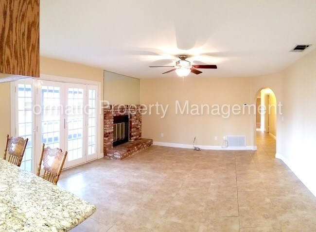 Building Photo - 16976 Mockingbird Canyon Rd