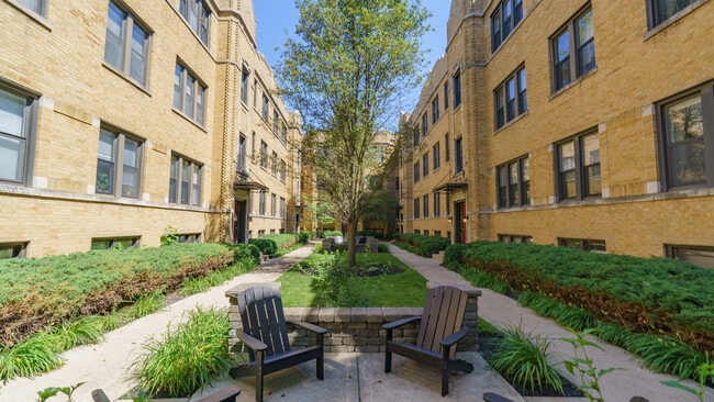 Building Photo - 1356 W Estes Ave