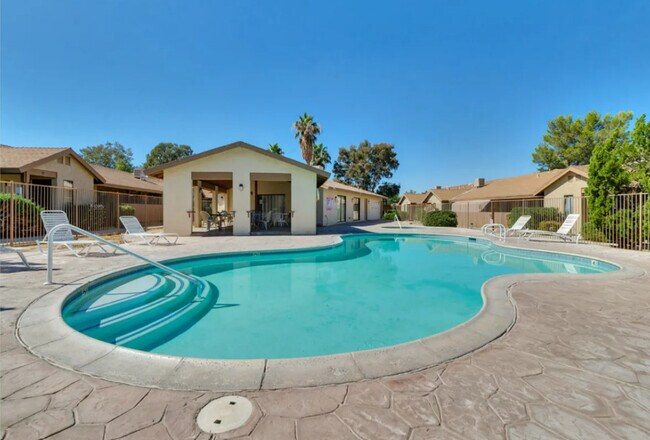 Foto del edificio - Quail Springs Village Apartments