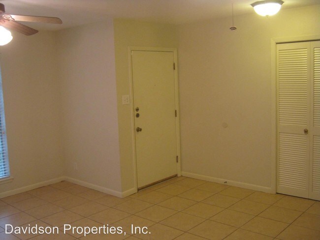 Building Photo - 3 br, 2 bath House - 3022 Sir Phillip