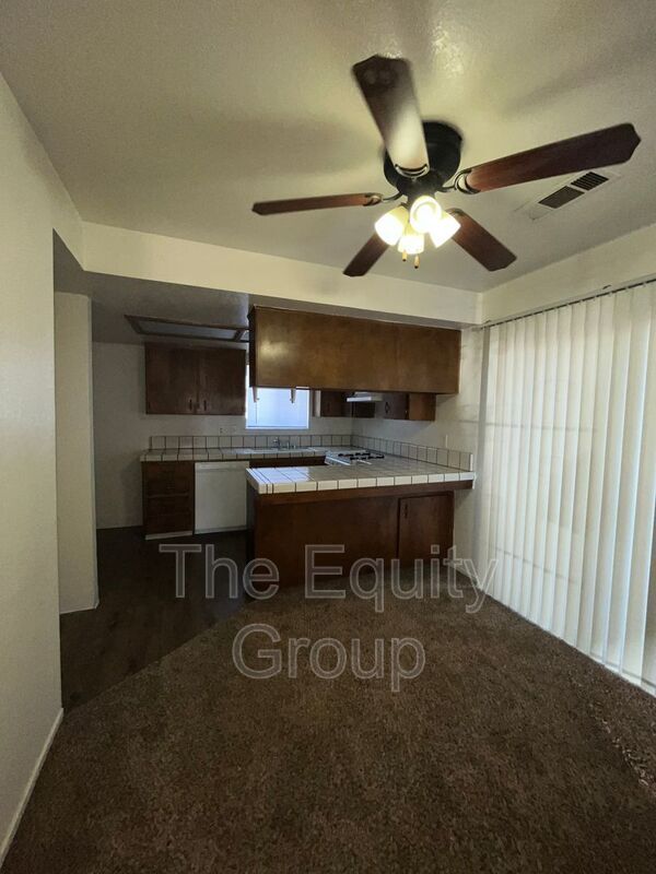 Building Photo - 1266 Tustin Cir