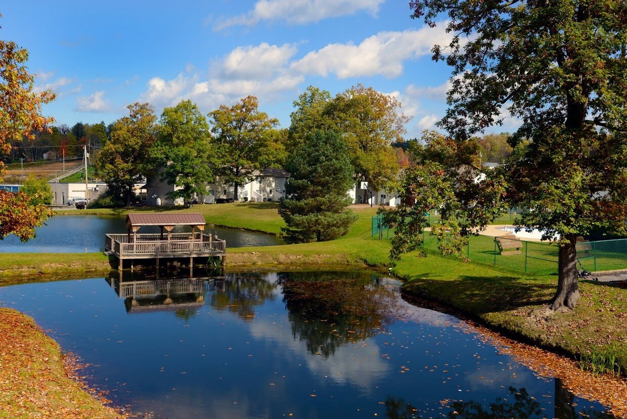 Cranberry Woods Townhomes Apartments in Mount Hope, WV