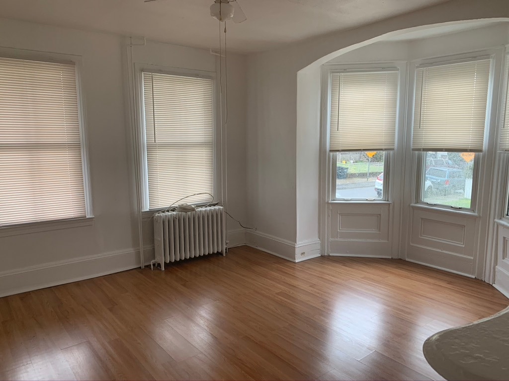 Primary Photo - 52 Orchard St