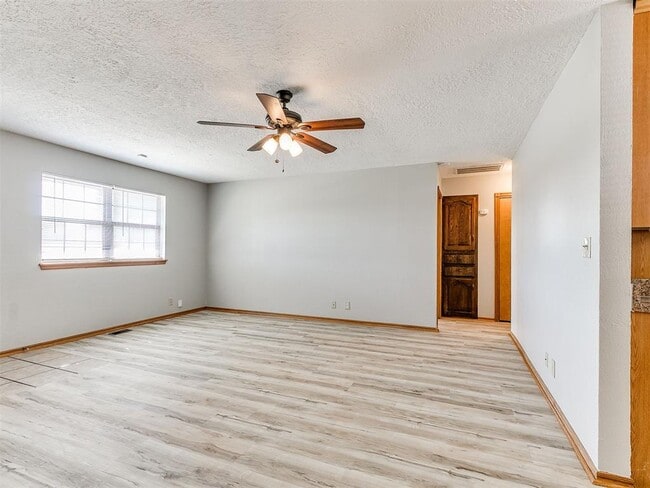 Building Photo - 1200 N Crawford Ave