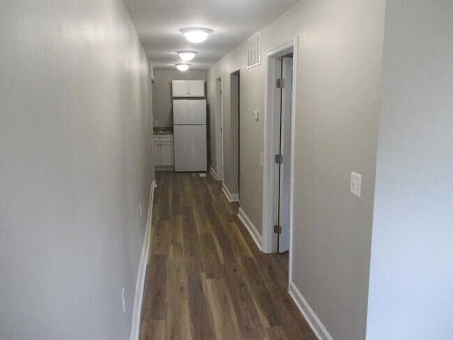 Foto del edificio - 712 Winston Ave