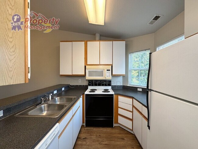 Foto del edificio - 40 E King St