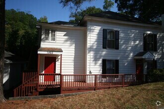 Building Photo - 1422 James St