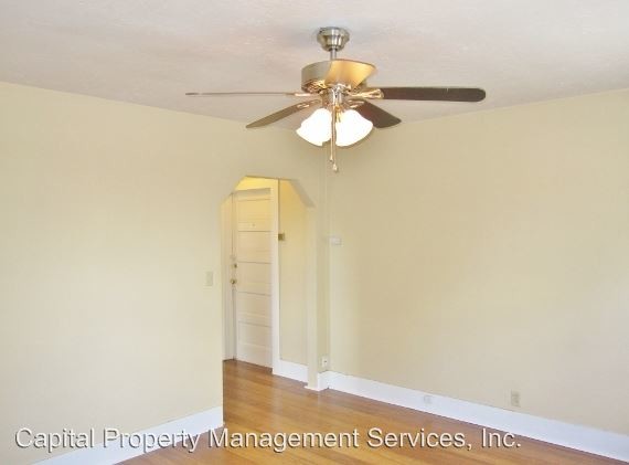 Foto del edificio - 4937 SW Corbett Ave