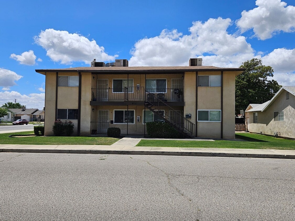 Primary Photo - 465 Calloway St