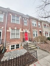 Building Photo - 1716 V St NW