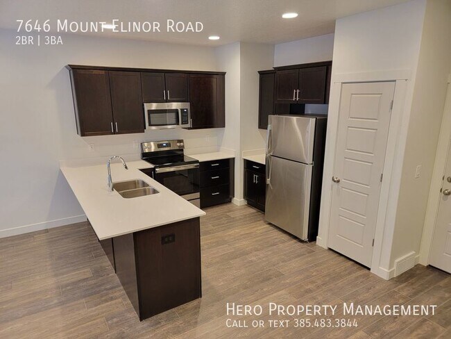 Building Photo - Fantastic BRAND NEW Gorgeous Townhome!