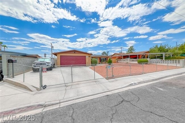 Foto del edificio - 861 E Hacienda Ave