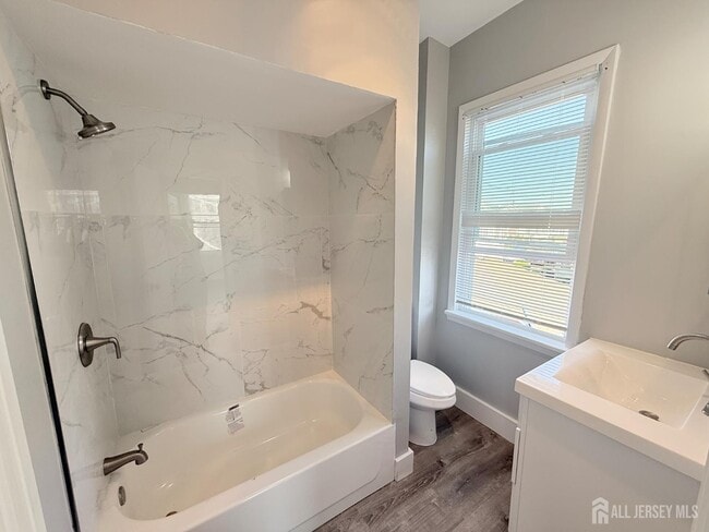 Foto del edificio - 146 Hayward Ave